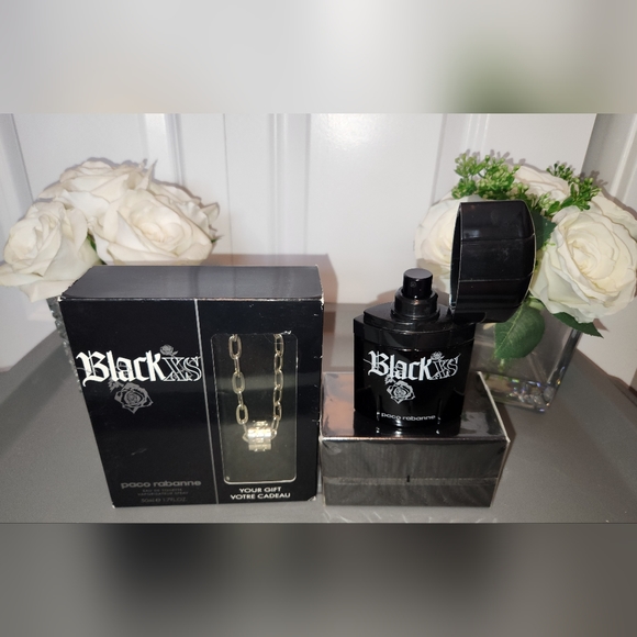 Black XS EDT for Men by Paco Rabanne with Bonus Silvertone Chain & Pendant/Ring - Picture 2 of 16